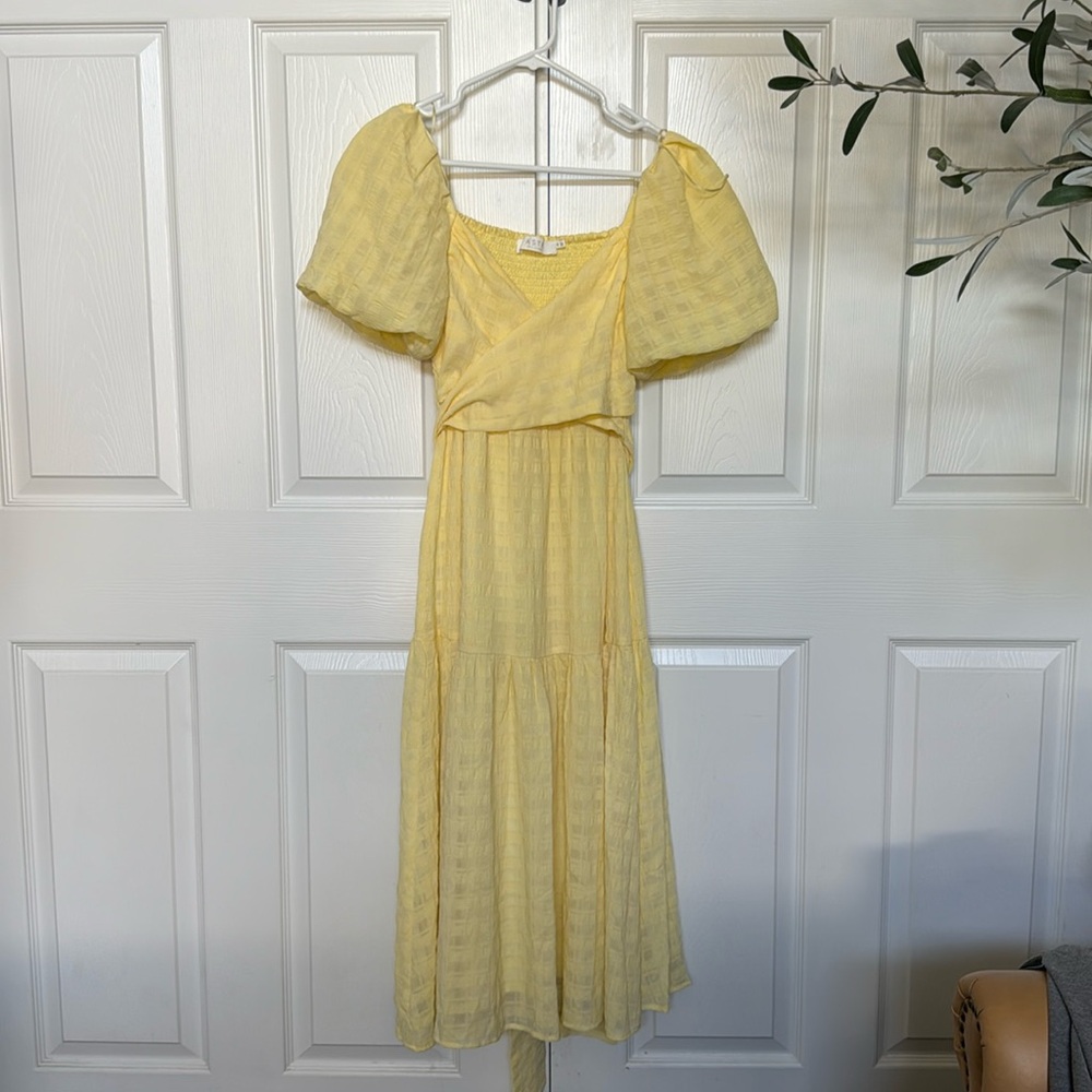 ASTR sonnet yellow dress xs
